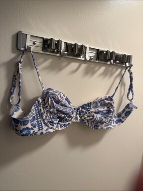 wild fable Blue and White Floral Bikini Top